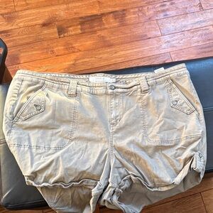 Torrid Beige Utility Shorts - Women